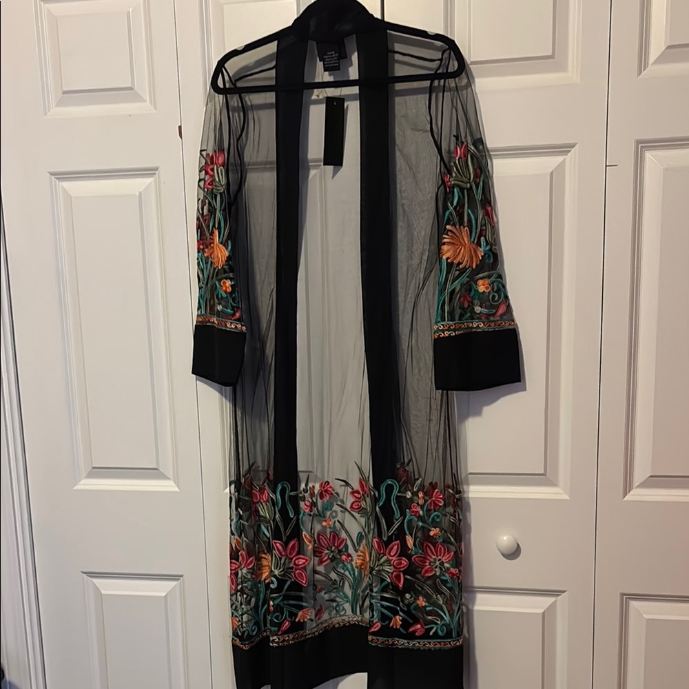 Embroidered Sheer Kimono with Floral Design - Picture 2 of 4